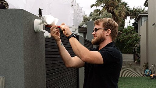 Expert Electricians Narrow Neck